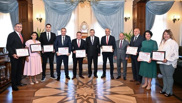 Antalya Büyükşehir'e Erişilebilirlik Ödülü: Hizmet Binası Engelliler İçin Uygunluk Belgesi Aldı