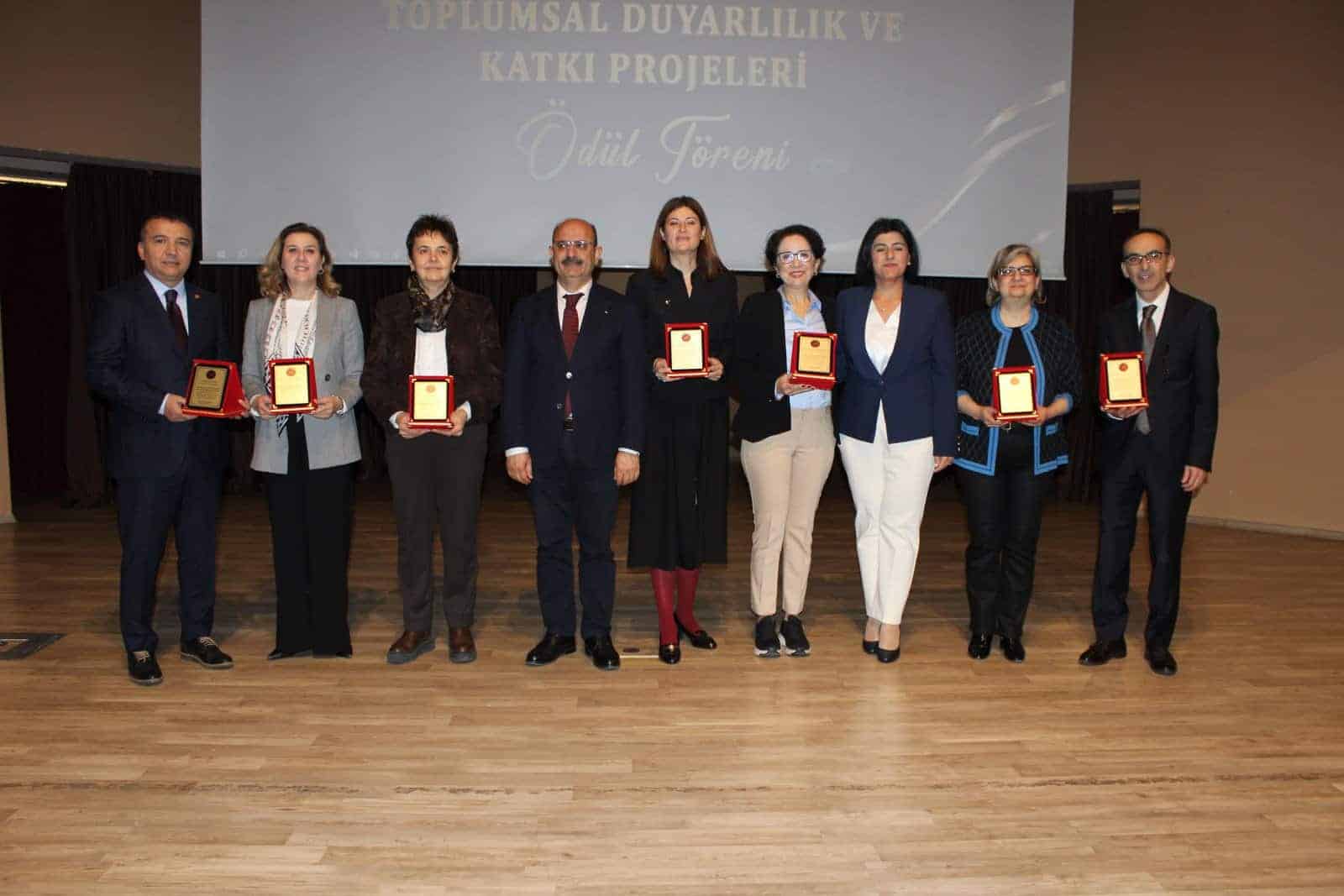 Opti Spor Bilimleri Fakültesi ödül alanlar.