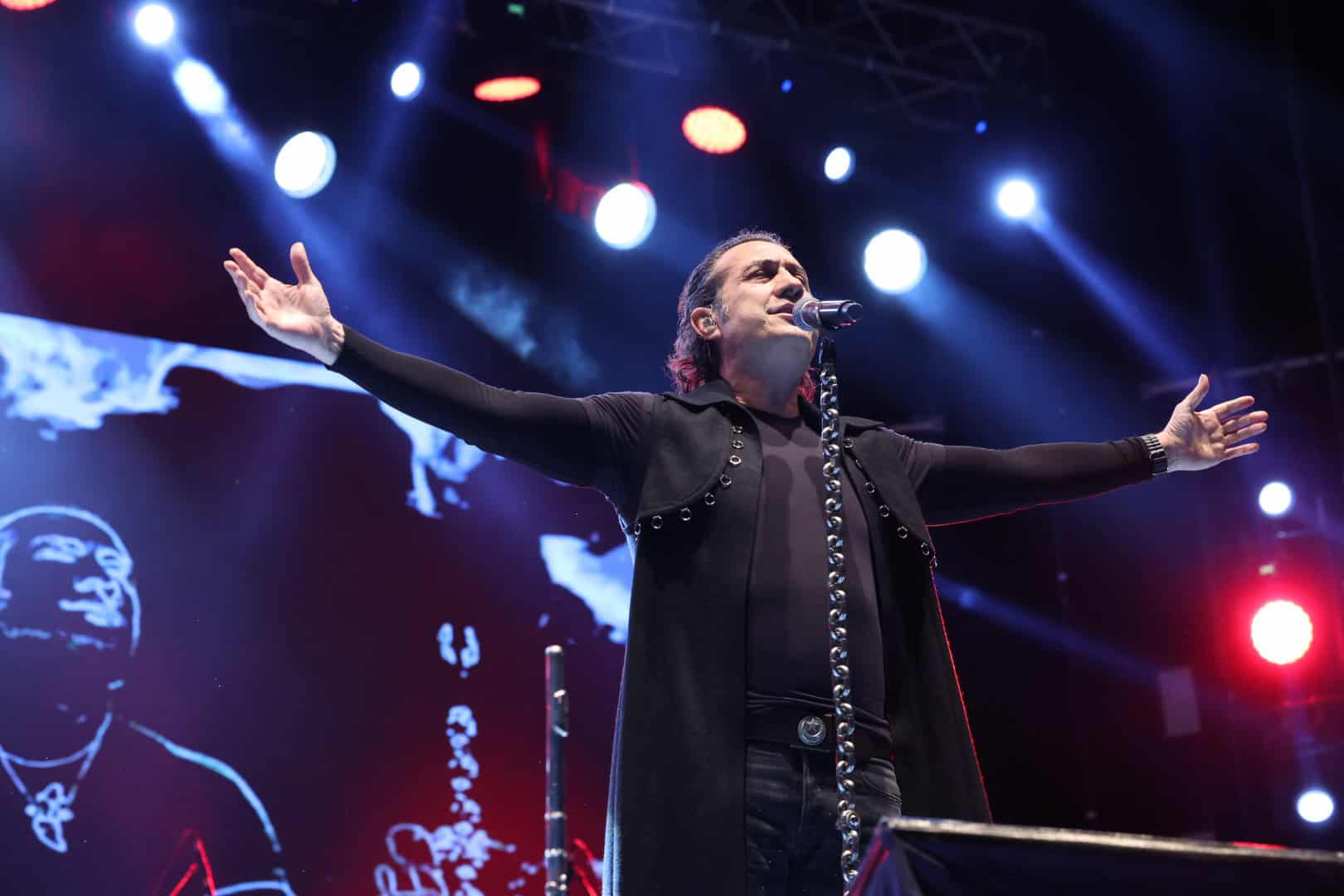 Atatürk’ün Antalya’ya Gelişinin 96’ncı Yılı Cumhuriyet Meydanı’nda Coşkuyla Kutlandı