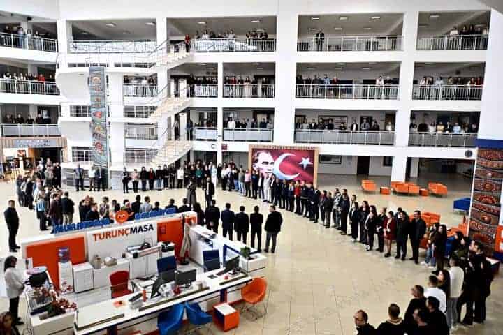 Başkan Ümit Uysal, Muratpaşa Belediyesi Personeliyle Ramazan Bayramı'nı Kutladı