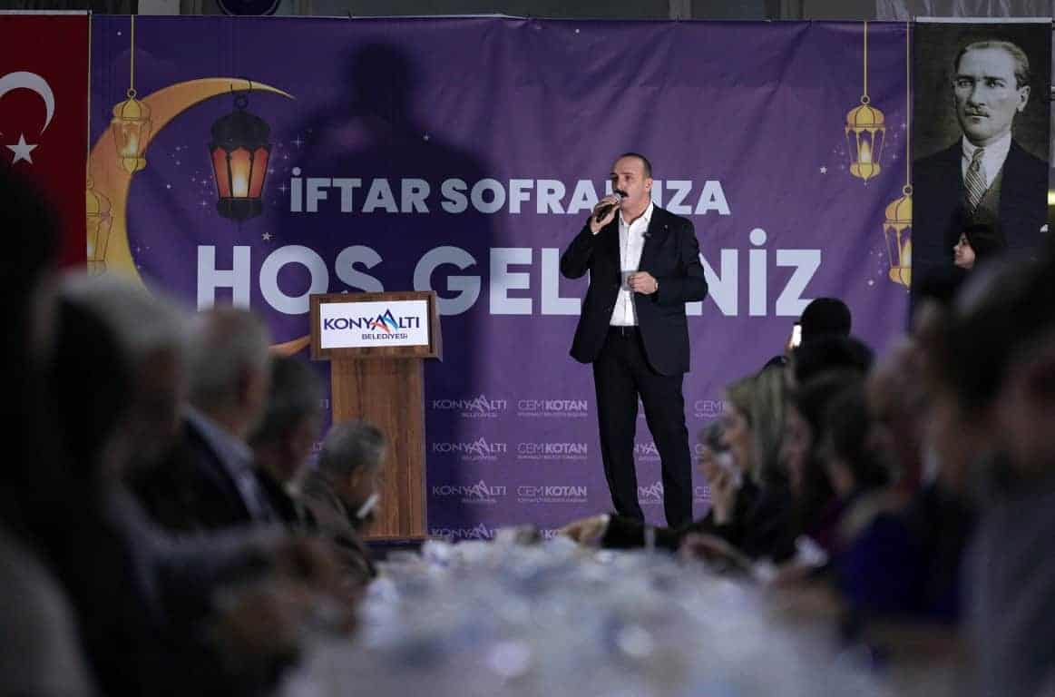 Cem Kotan: Atatürk ve Cumhuriyet Değerleriyle Birlikte Olmaya Devam Edeceğiz