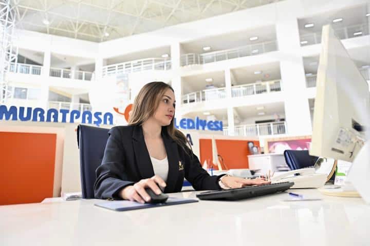 Muratpaşa Belediyesi Turunç Masa Mart Ayında 15 Bin 368 Başvuruyu Sonuçlandırdı