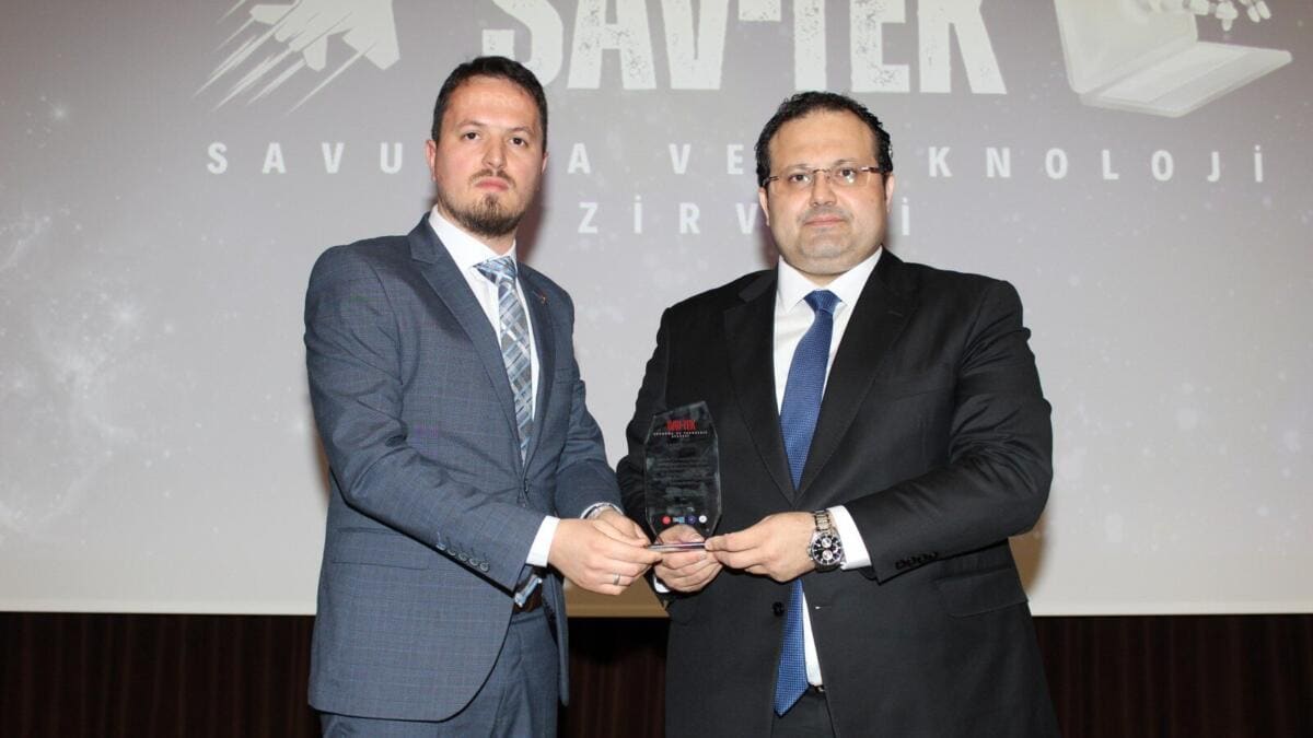 Akdeniz Üniversitesi’nde Savunma ve Teknoloji Zirvesi Yoğun İlgiyle Gerçekleştirildi