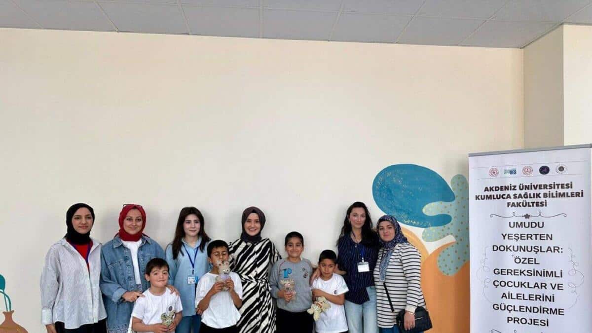 Akdeniz Üniversitesi'nin Özel Gereksinimli Çocuklar Projesi ÜNİFEST’te Finalde