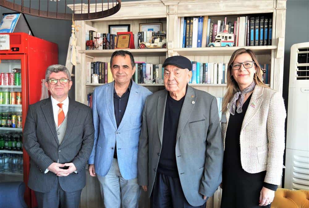 Kızılkule'nin 800. yılında Alanya’da 800 öğrenciyle anlamlı kitap okuma etkinliği düzenlendi