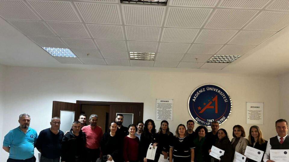 Akdeniz Üniversitesi'nde İdari Personel için Cinsiyet Eşitliği Eğitimi Düzenlendi