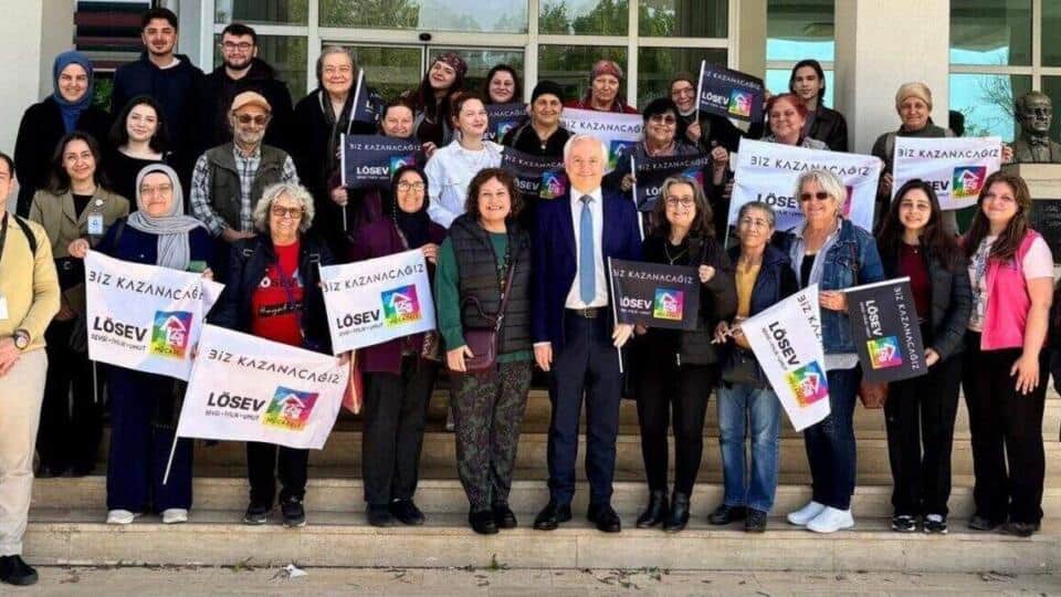 Akdeniz Üniversitesi'nden Kanserle Mücadele Eden Kadınlara Doğada Destek Projesi Başladı