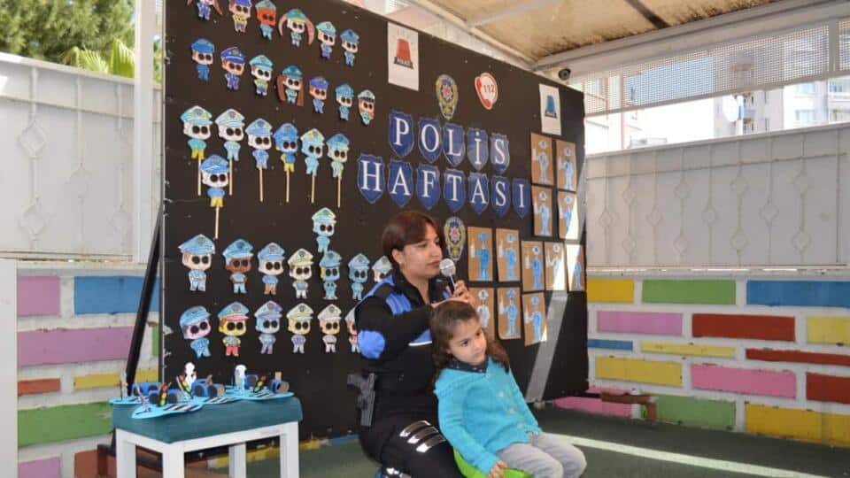 Konyaaltı’ndaki kreşlerde Polis Haftası çocuklara özel etkinliklerle kutlanıyor